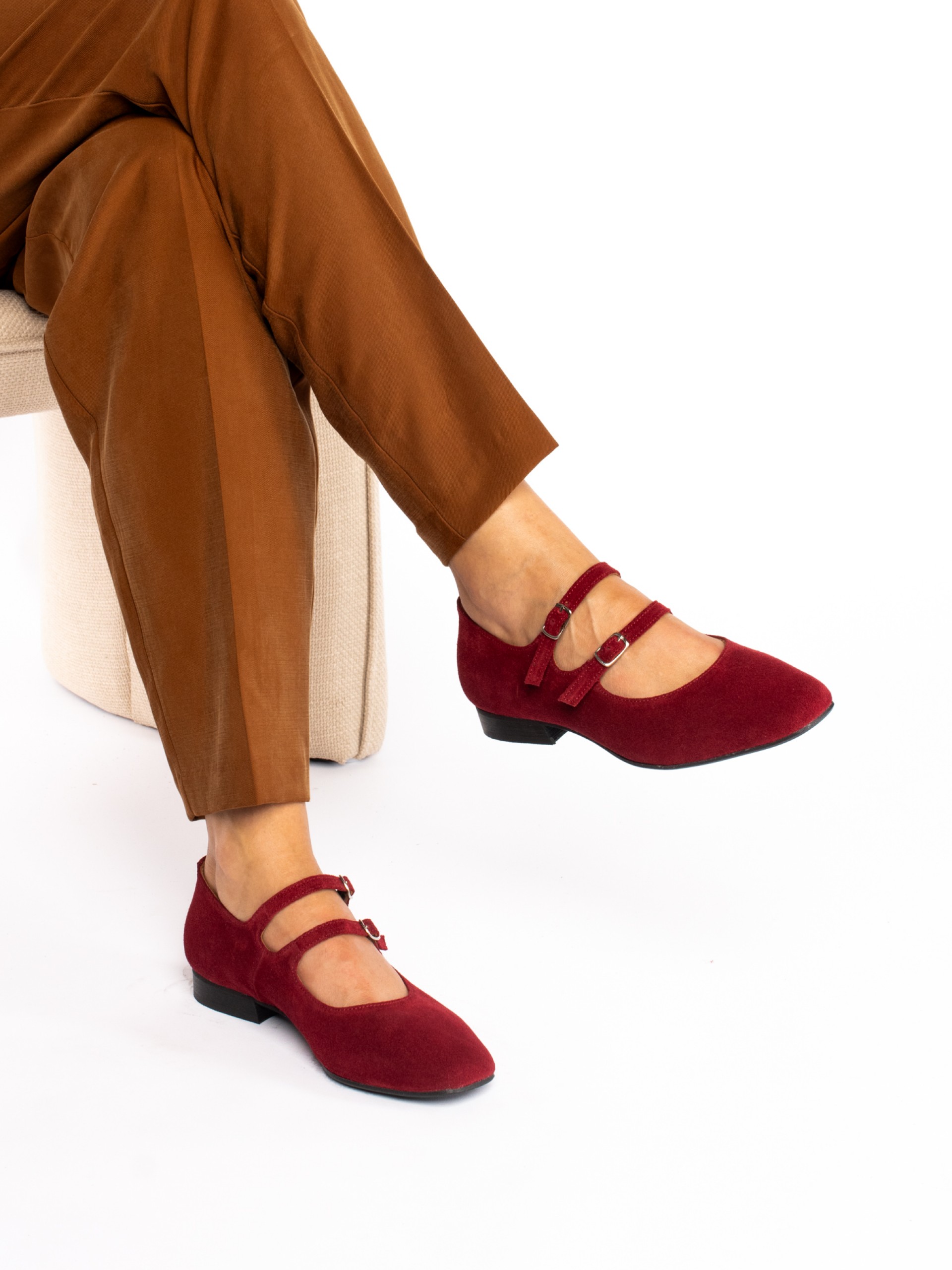 Sapato Mary Jane  em Camurça