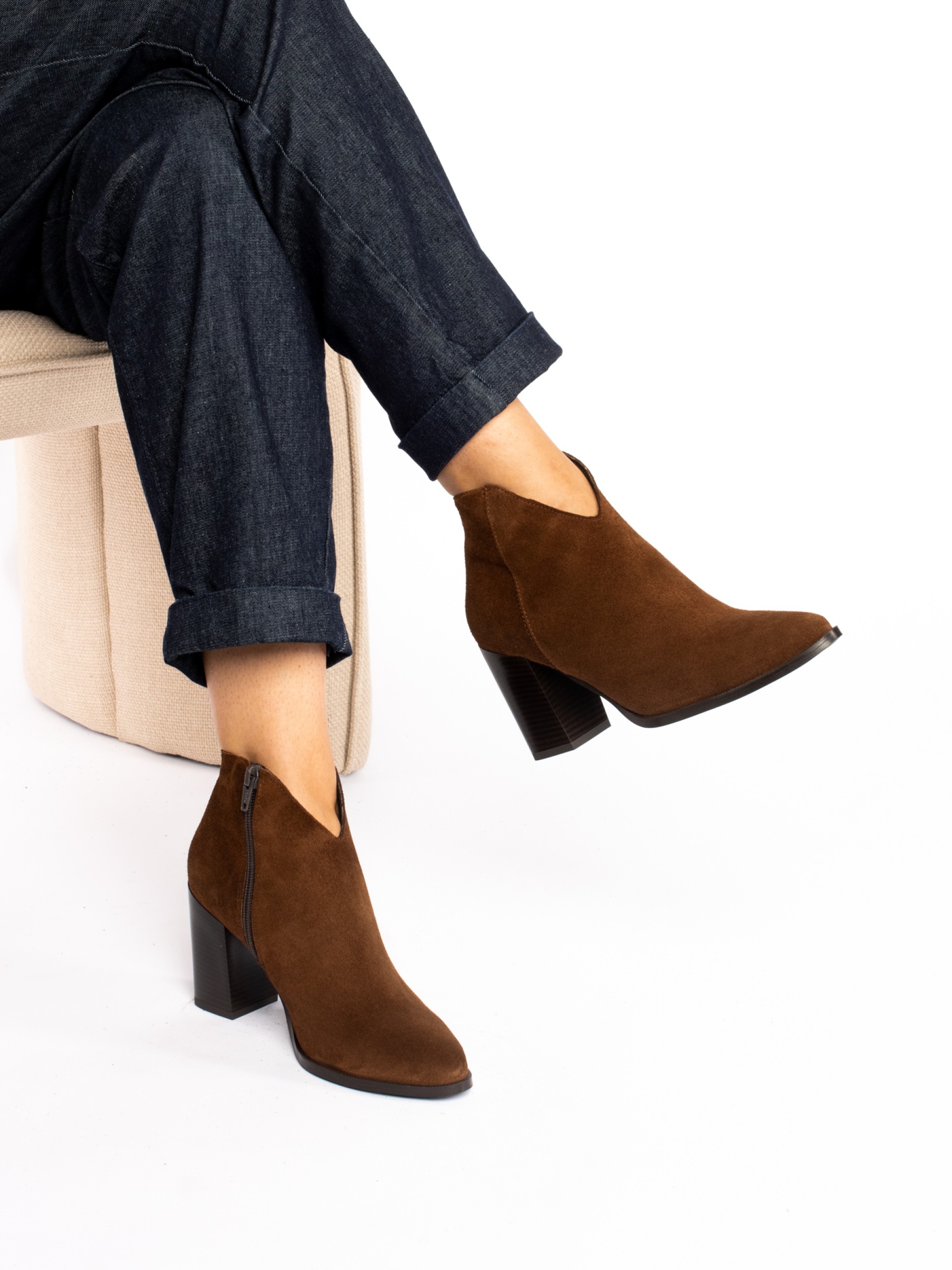 Botim de Salto em camurça