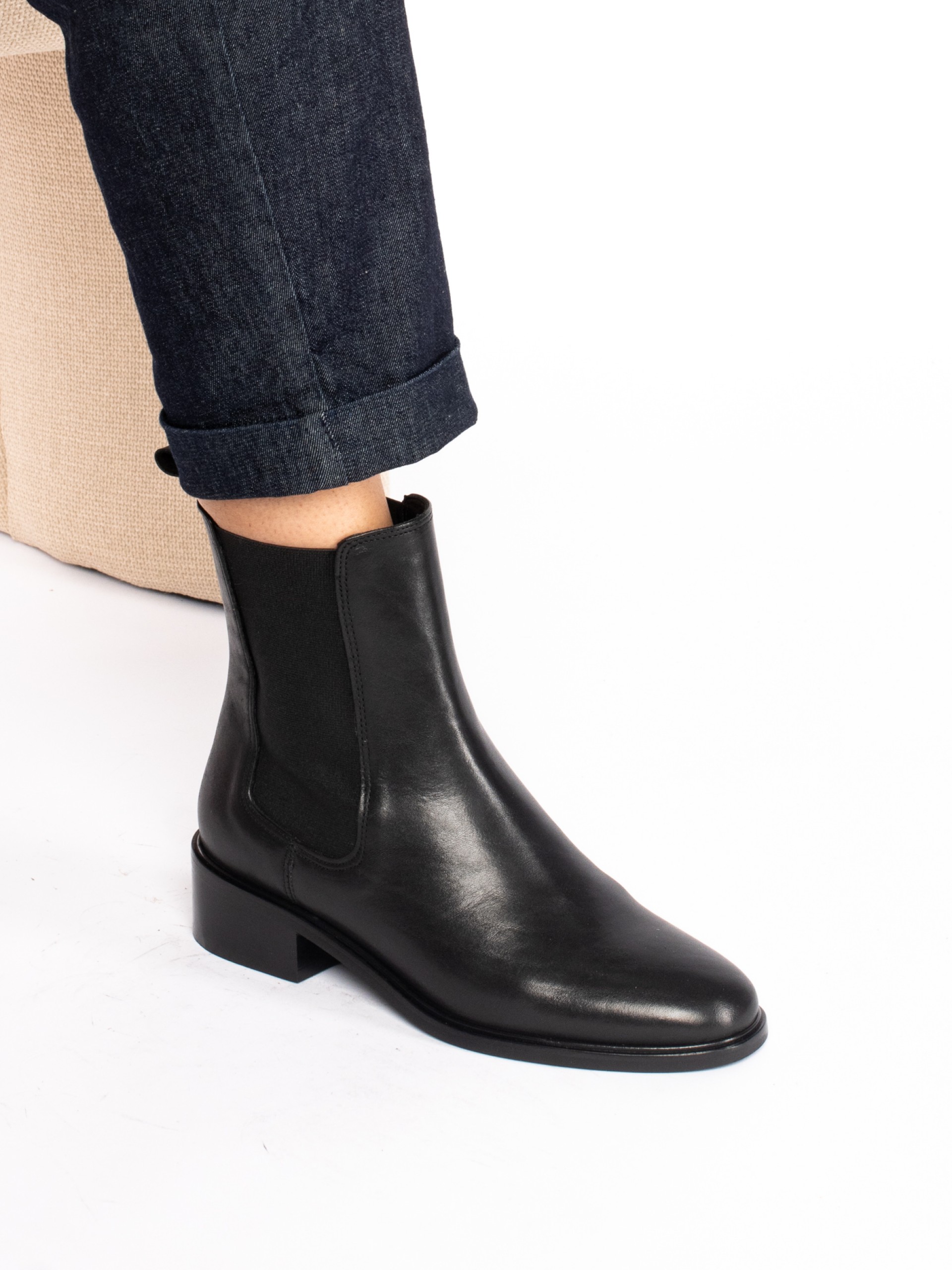 Leather Elastic Boots