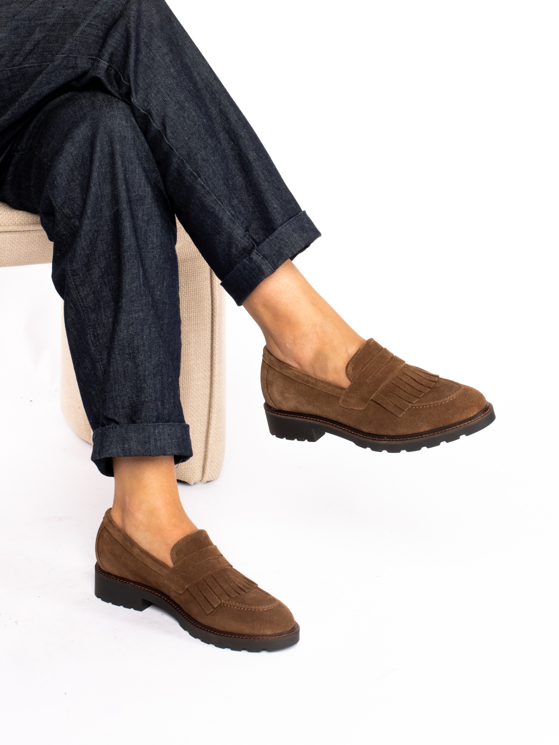 Sapato com franja em Camurça