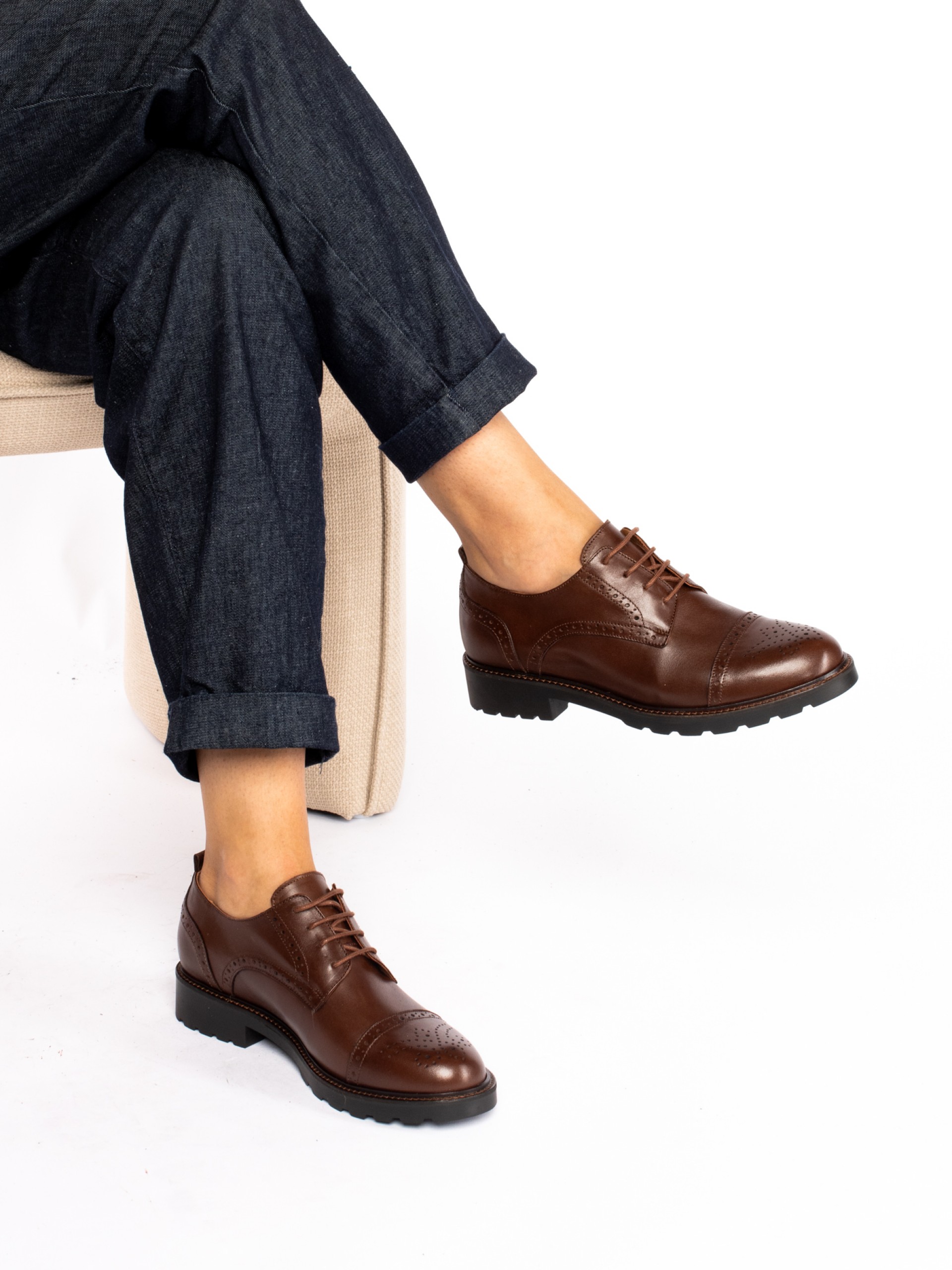 Leather Shoe with Flower