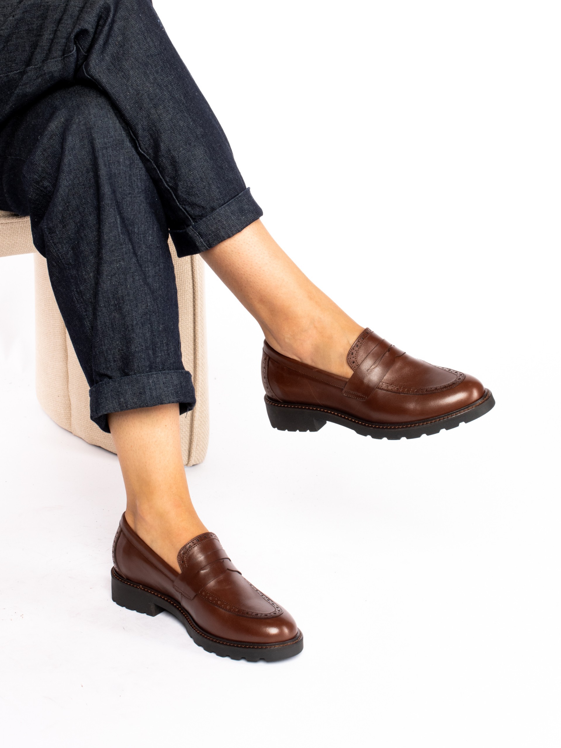 Mocassim  Sola Alta em pele