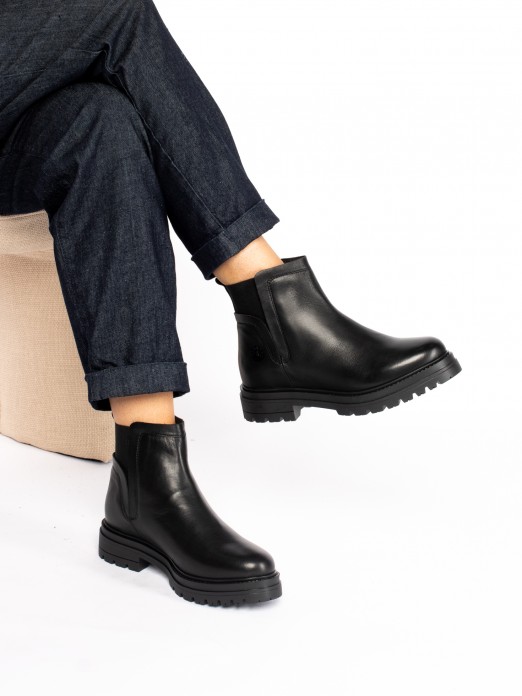 Bota Pele com elstico