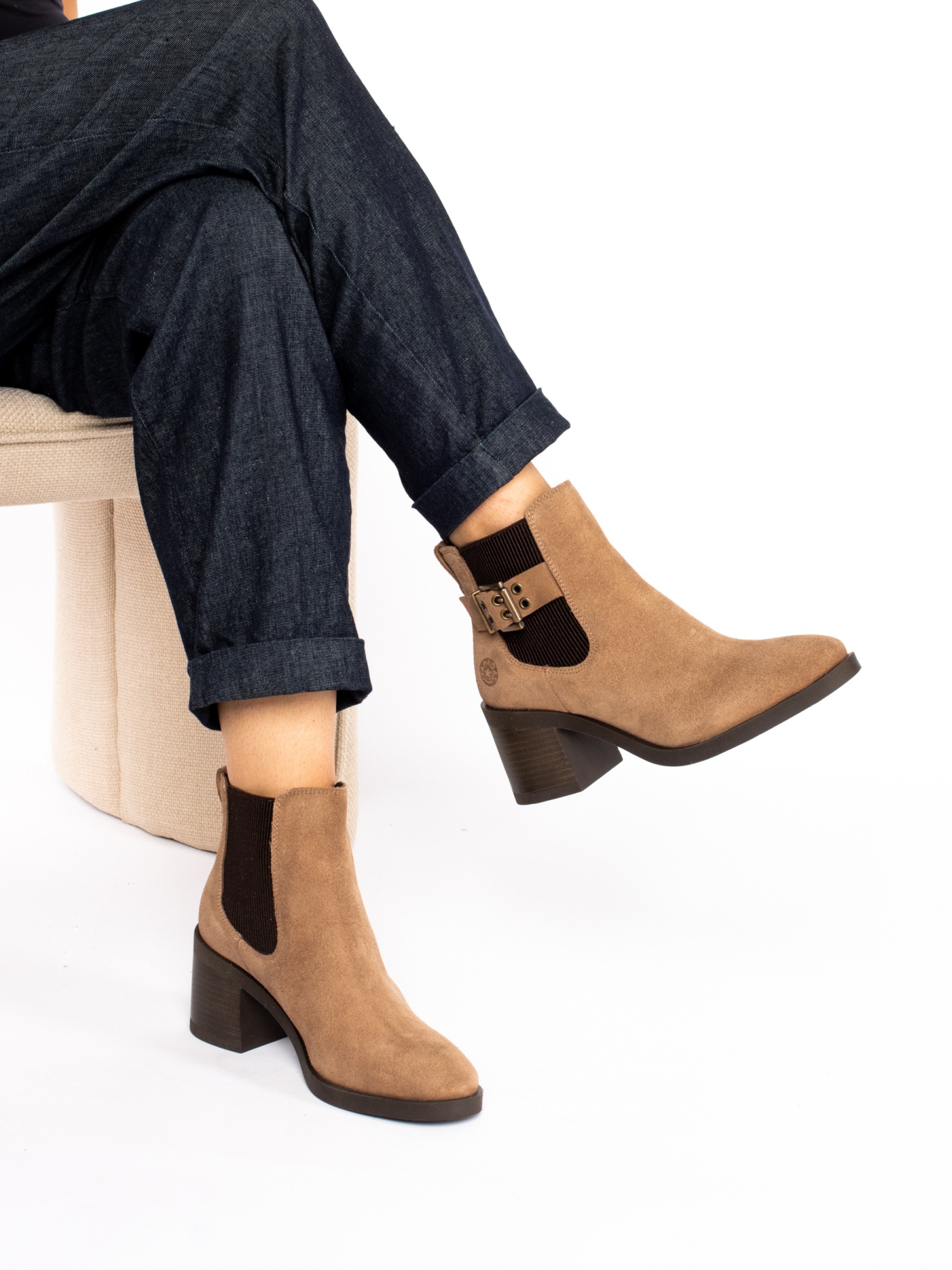 Suede heeled ankle boot with elastic and buckle