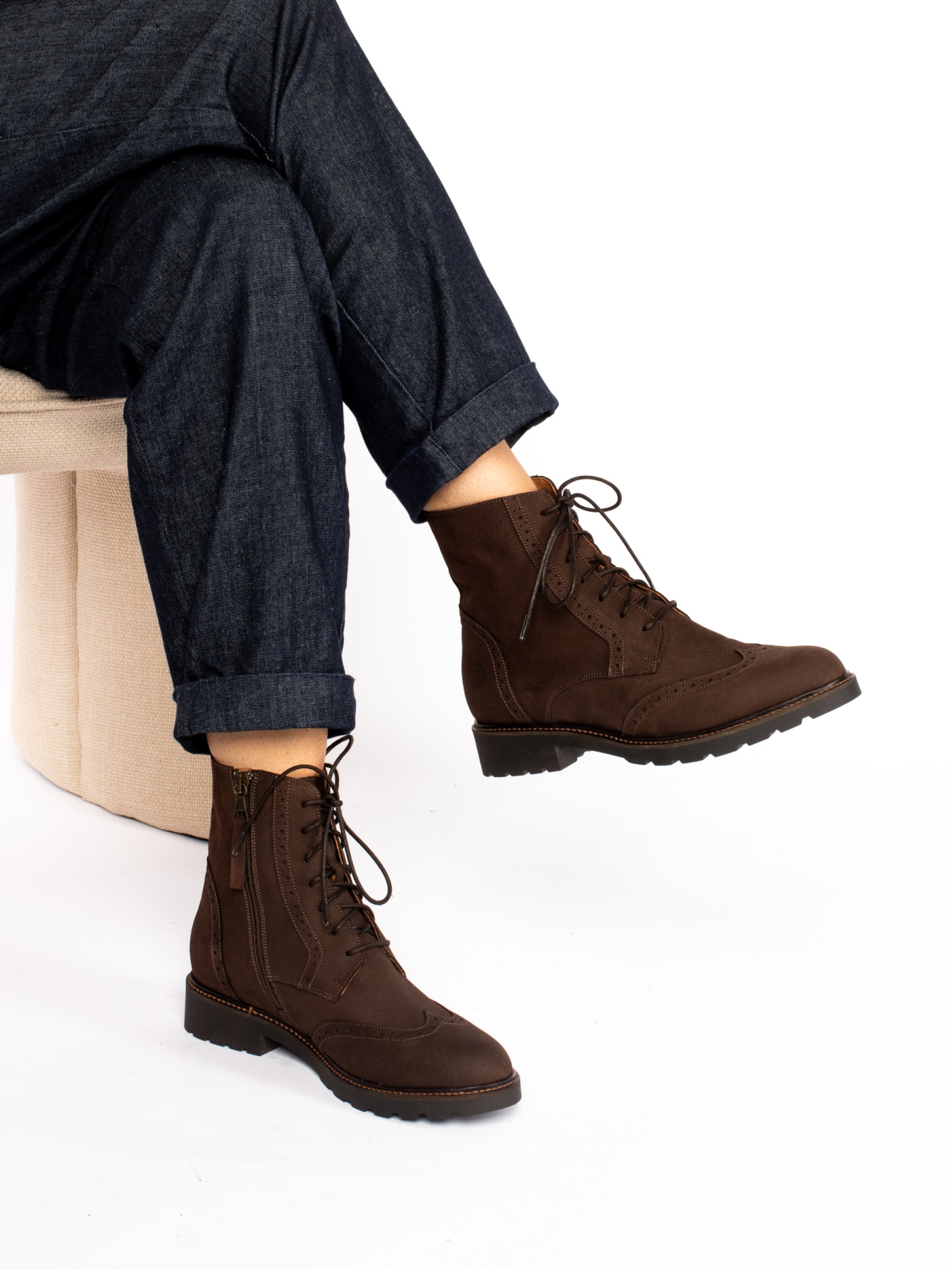 Botim Oxford
 em pele nobuck