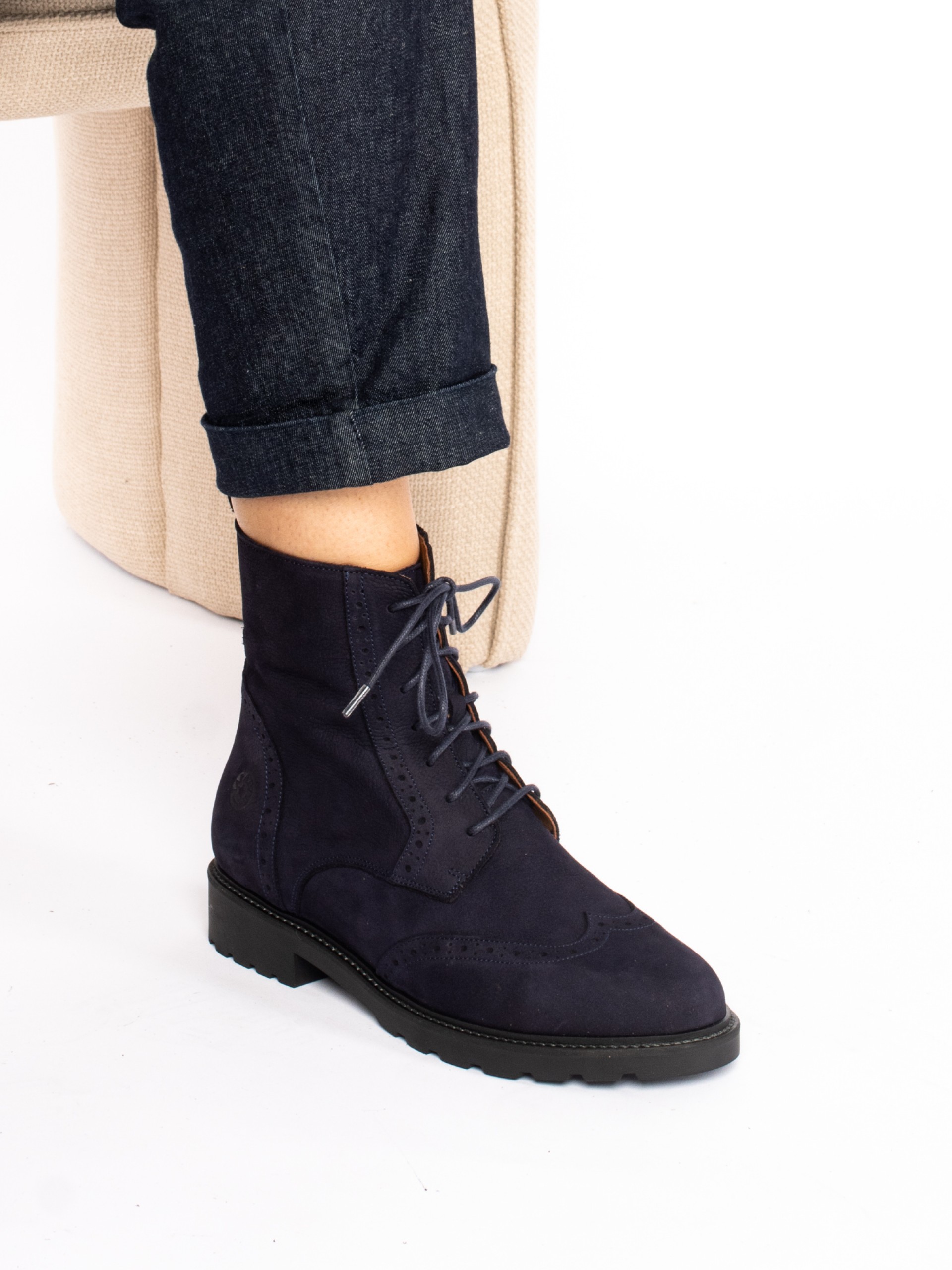 Botim Oxford
 em pele nobuck