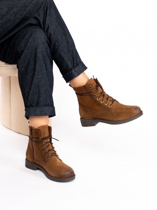 Bota militar em camura