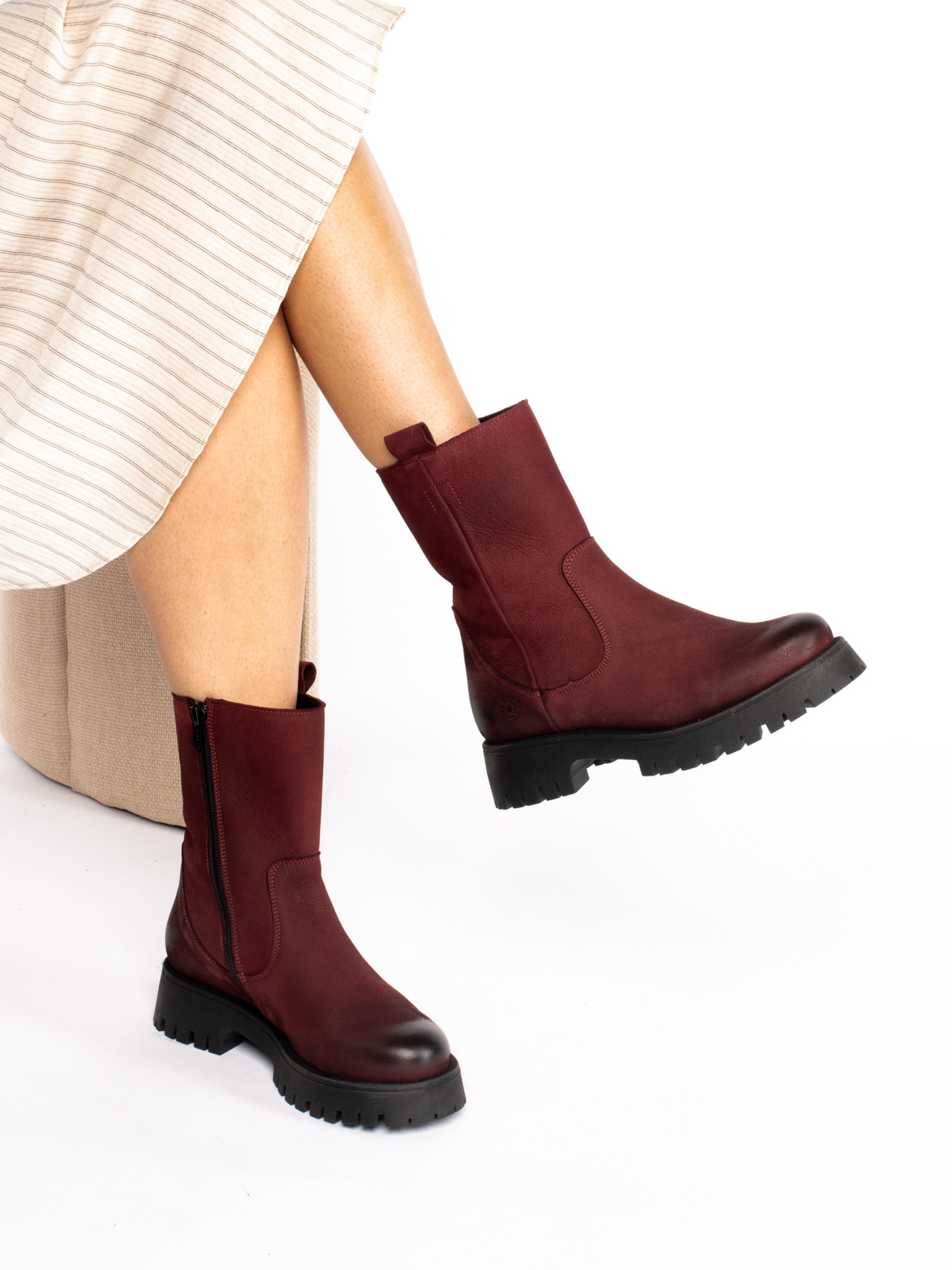 Thick Nubuck Sole Boot