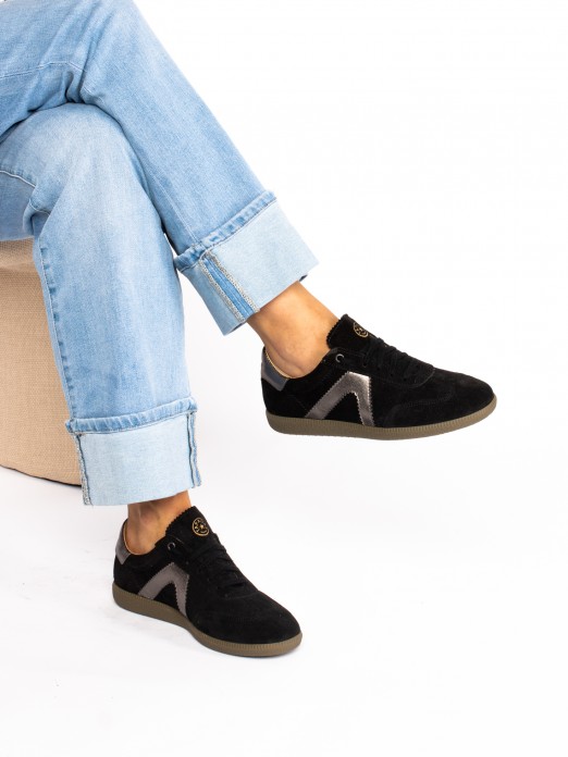 Suede Sports Shoes