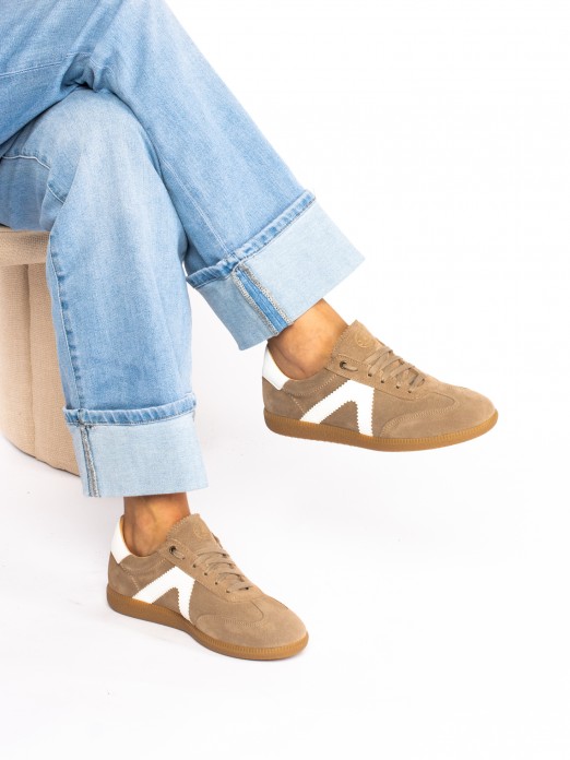 Suede Sports Shoes
