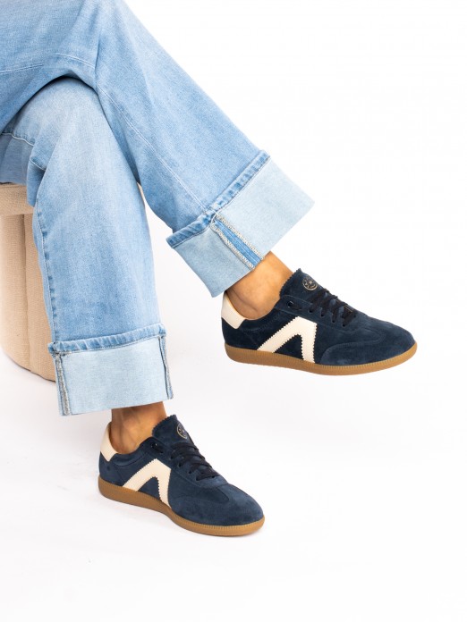 Suede Sports Shoes