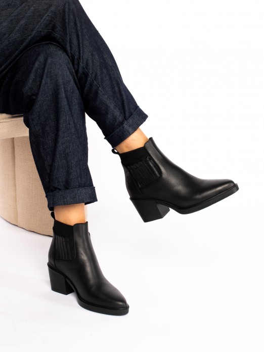 Leather Ankle Boot with Elastic