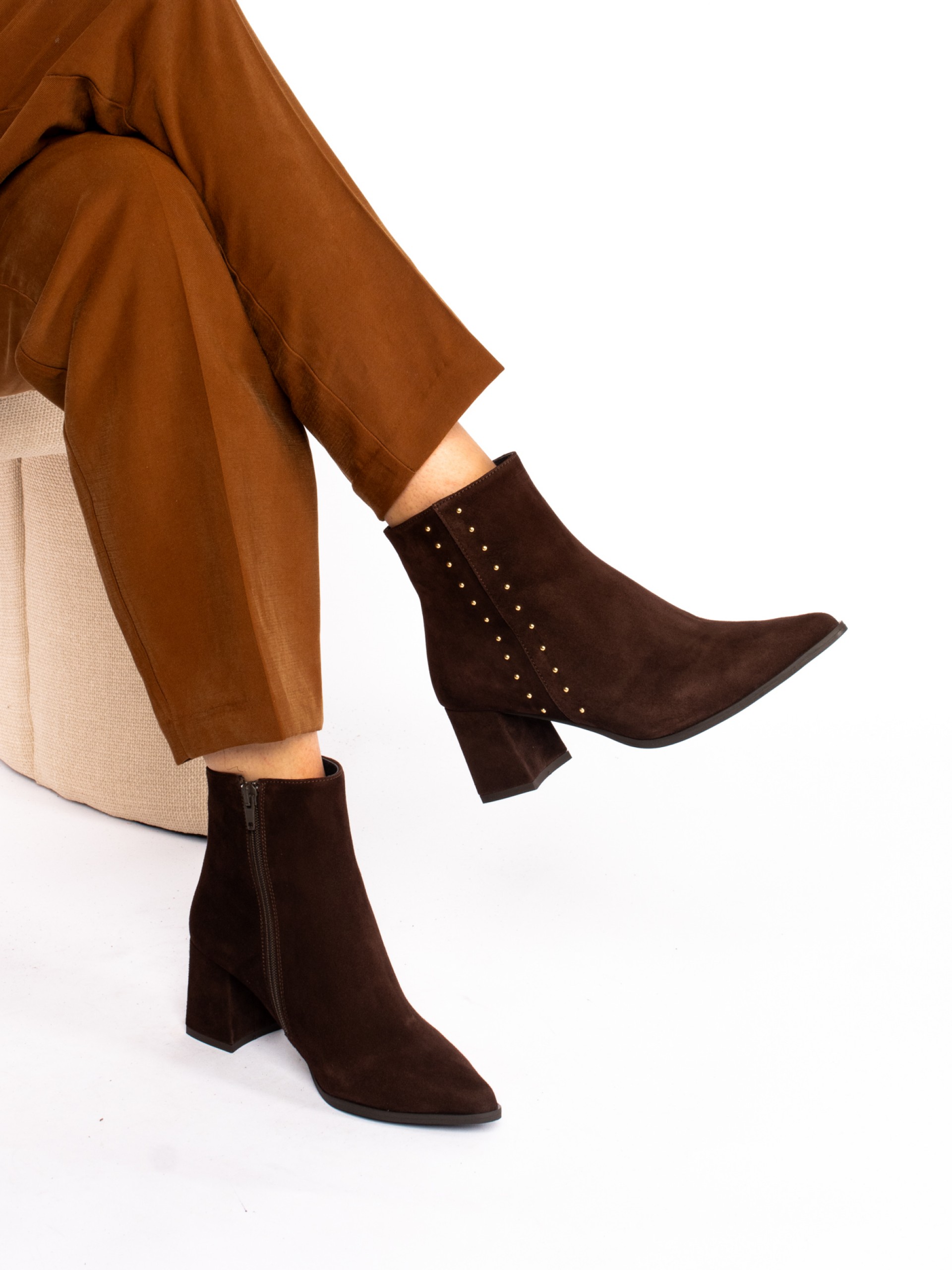 Suede High-Heel
Ankle Boot with Studs