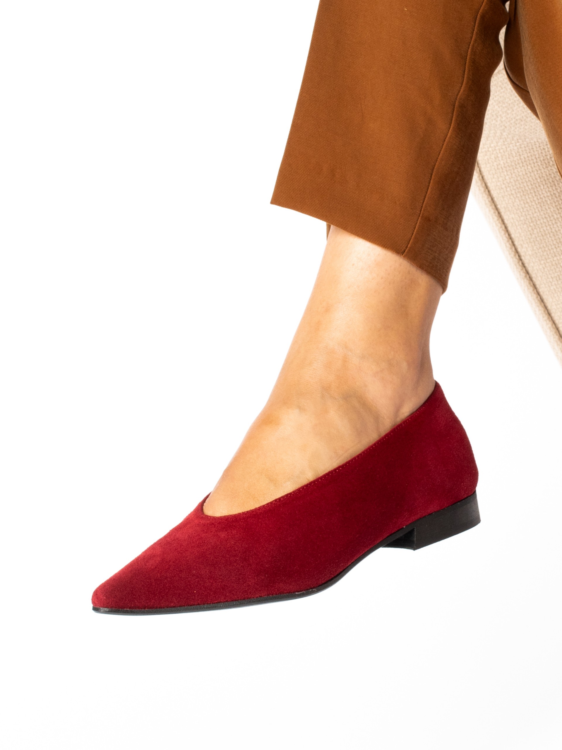 Suede flat shoe