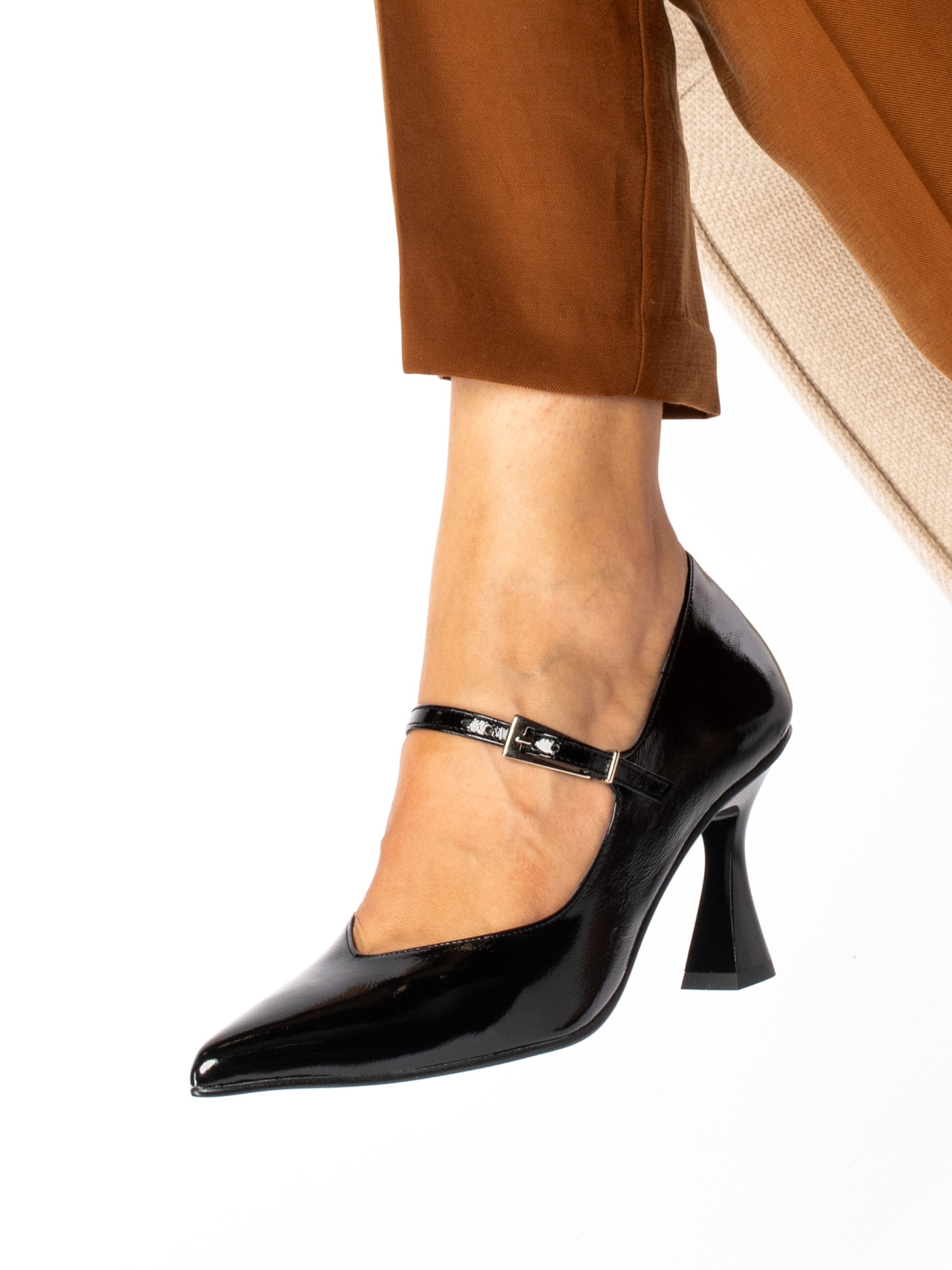 Sapato Stiletto em verniz