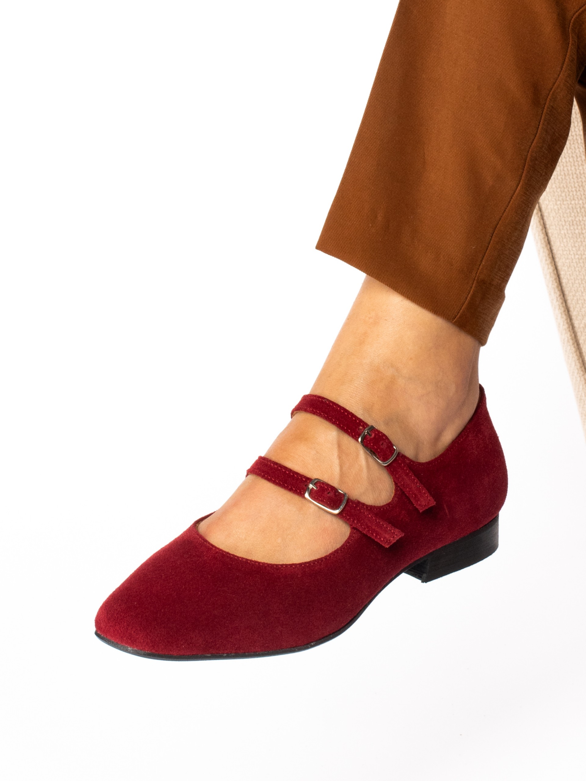 Sapato Mary Jane  em Camurça