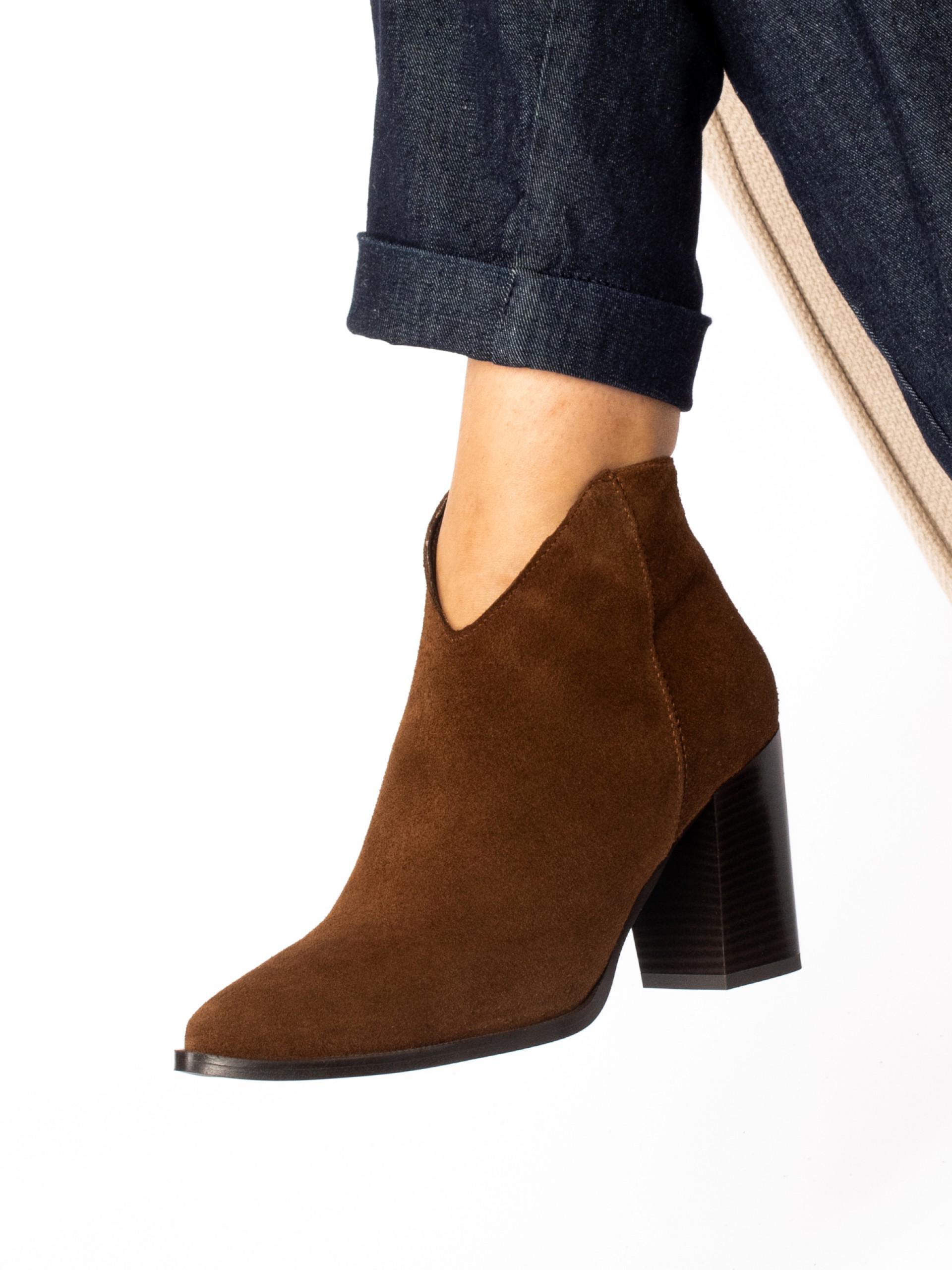 Botim de Salto em camurça