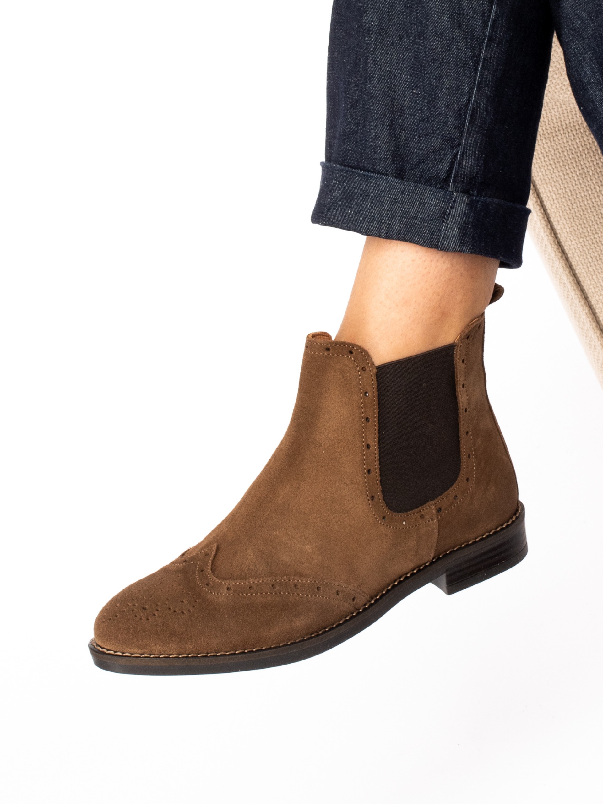 Botim Chelsea em Camurça