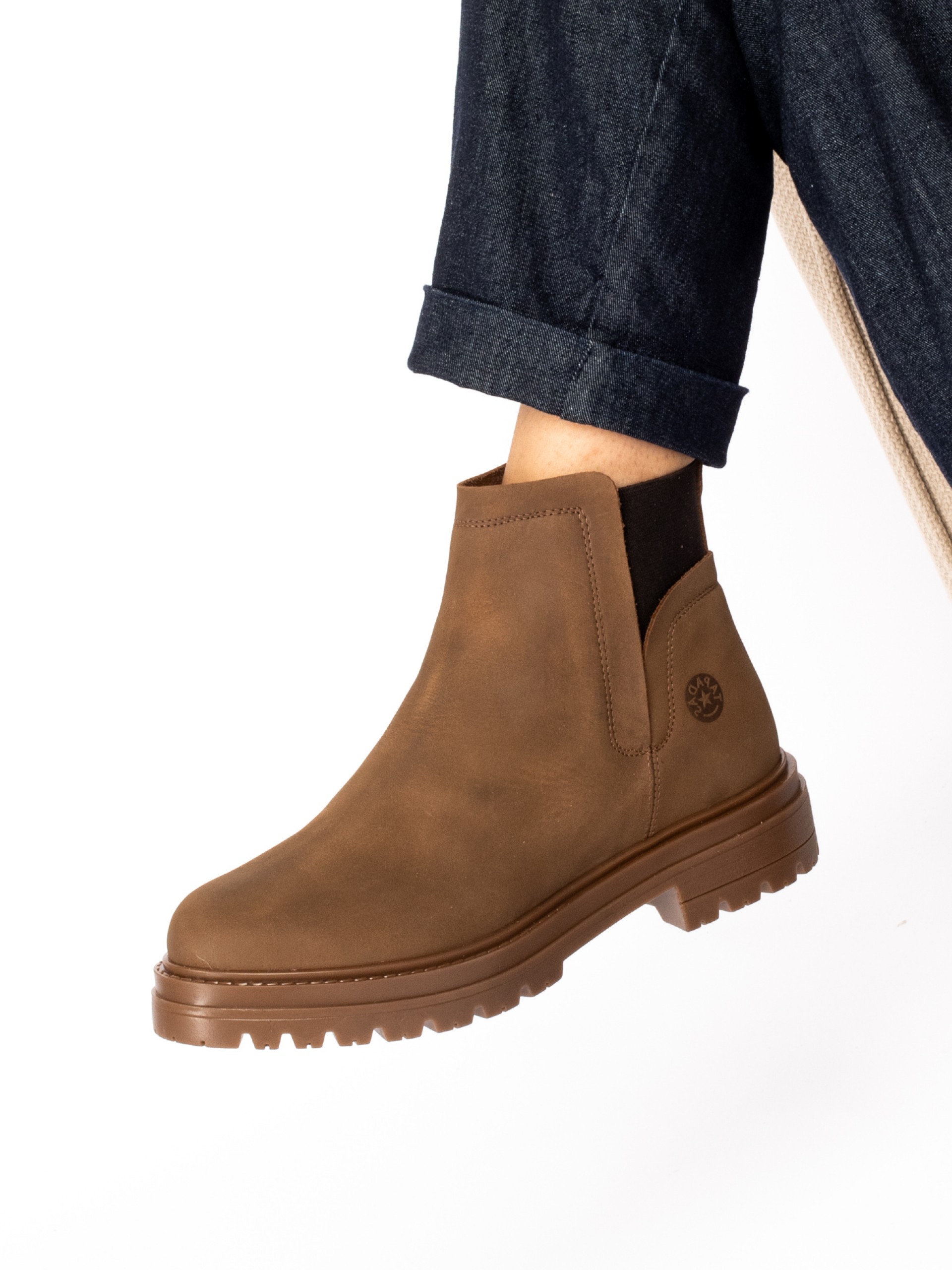 Bota Nobuck com elástico