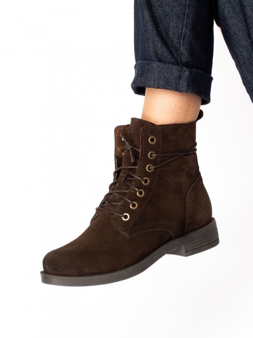 Bota militar em camura