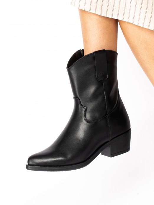 Mid-Calf Texan Boot