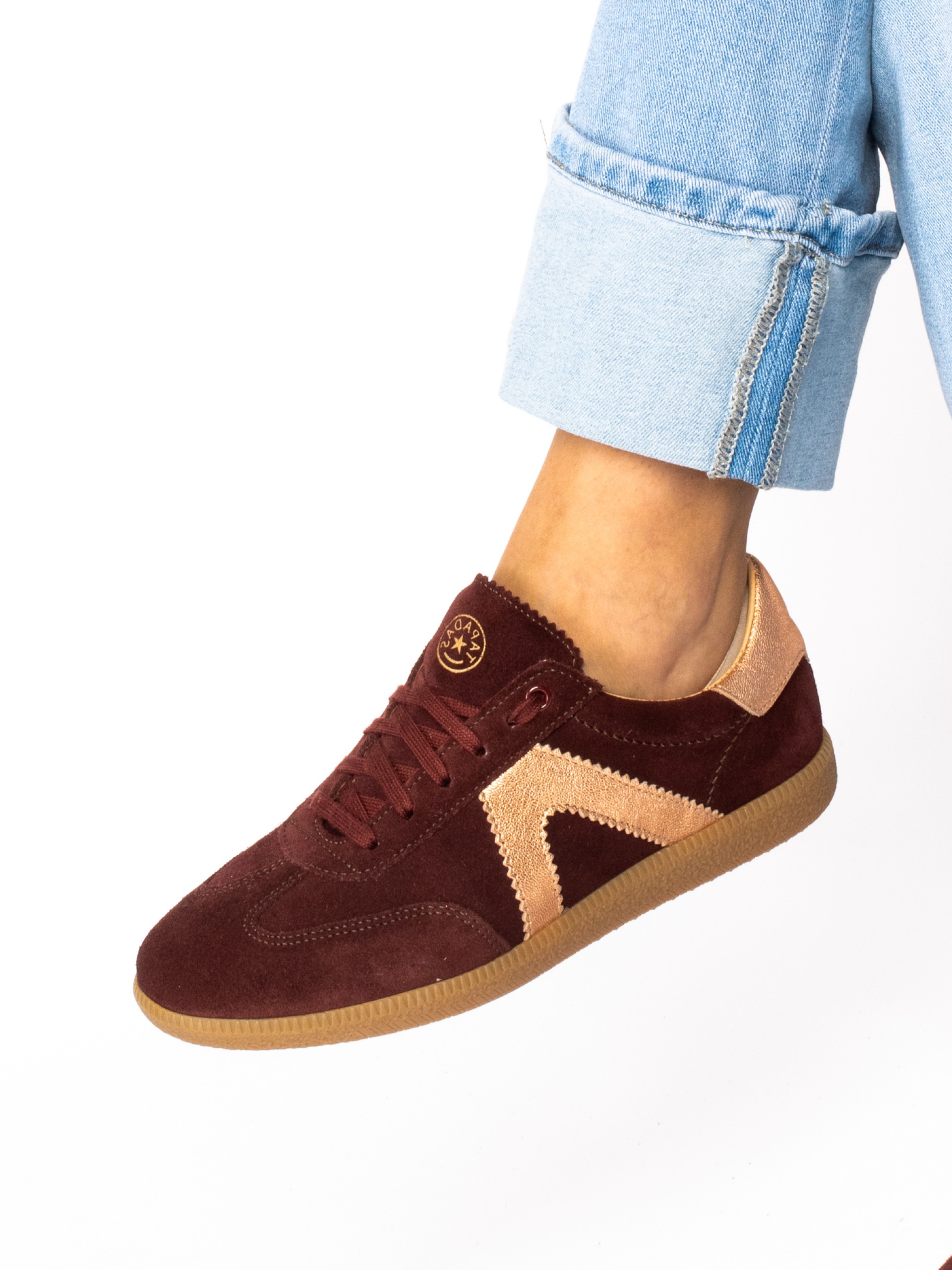 Suede Sports Shoes