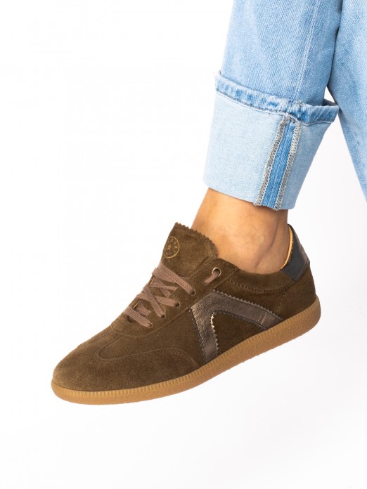 Suede Sports Shoes
