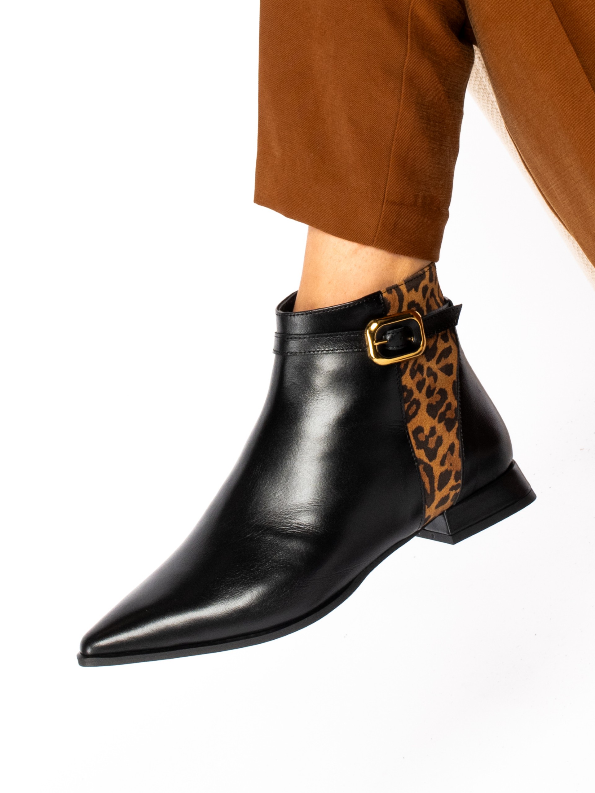 Short Ankle Boot in Leather and Suede Animal Print