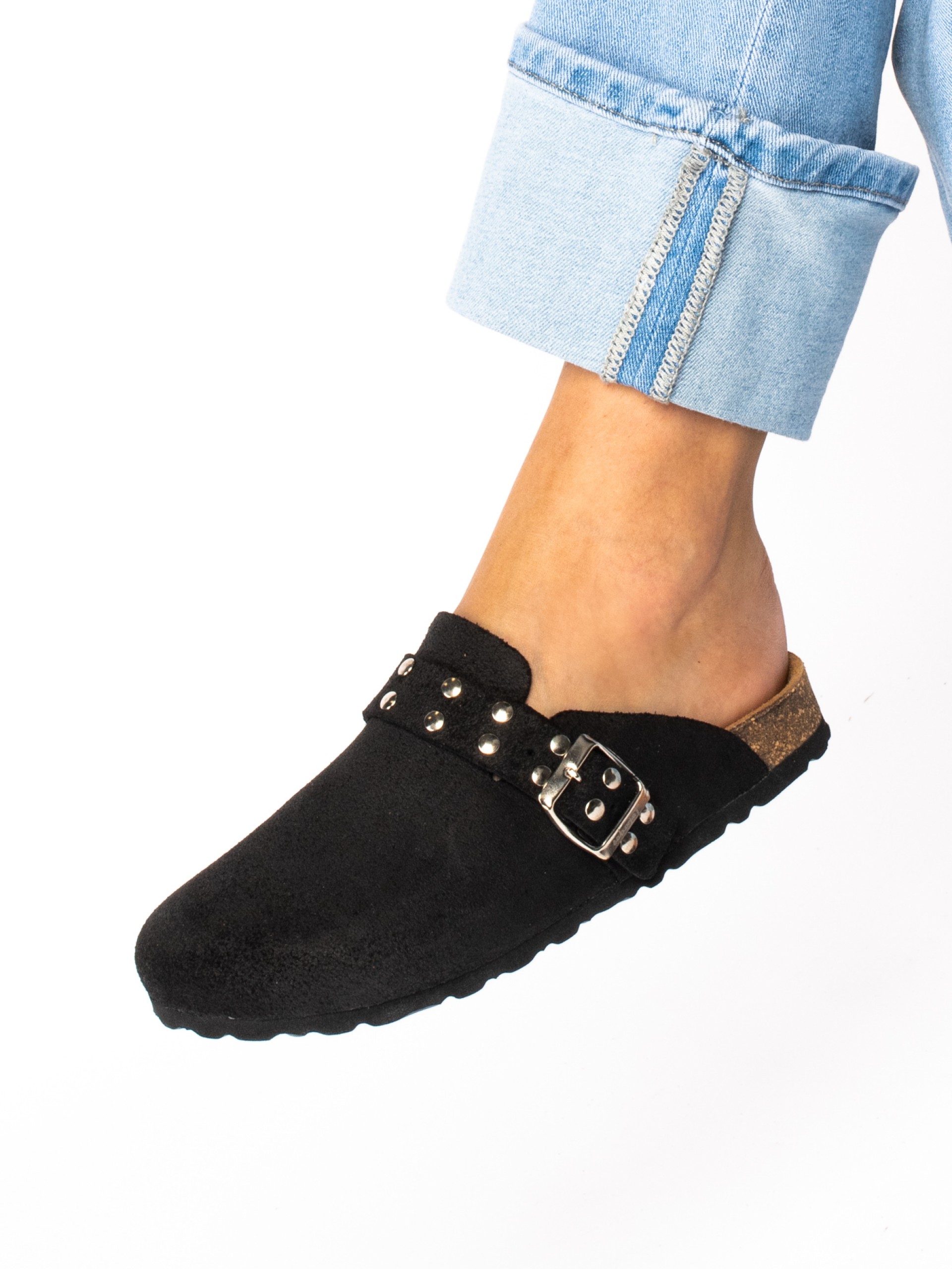 Clogs em Camurça com tachas