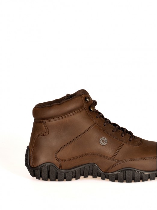 COMFORTABLE LEATHER LACE-UP BOOT