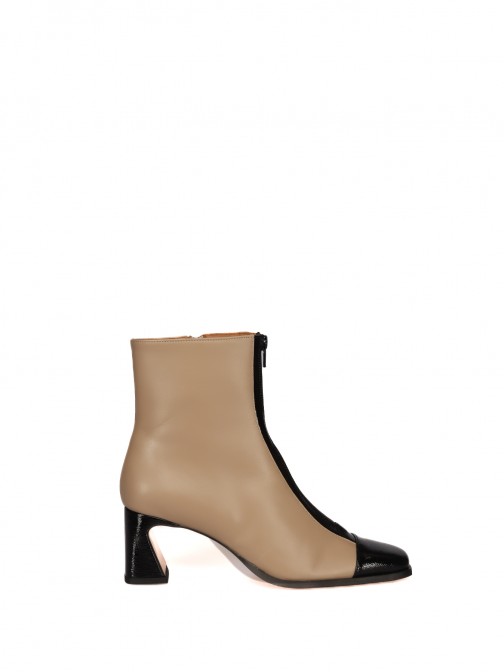 Bota bicolor de salto Sofia Costa