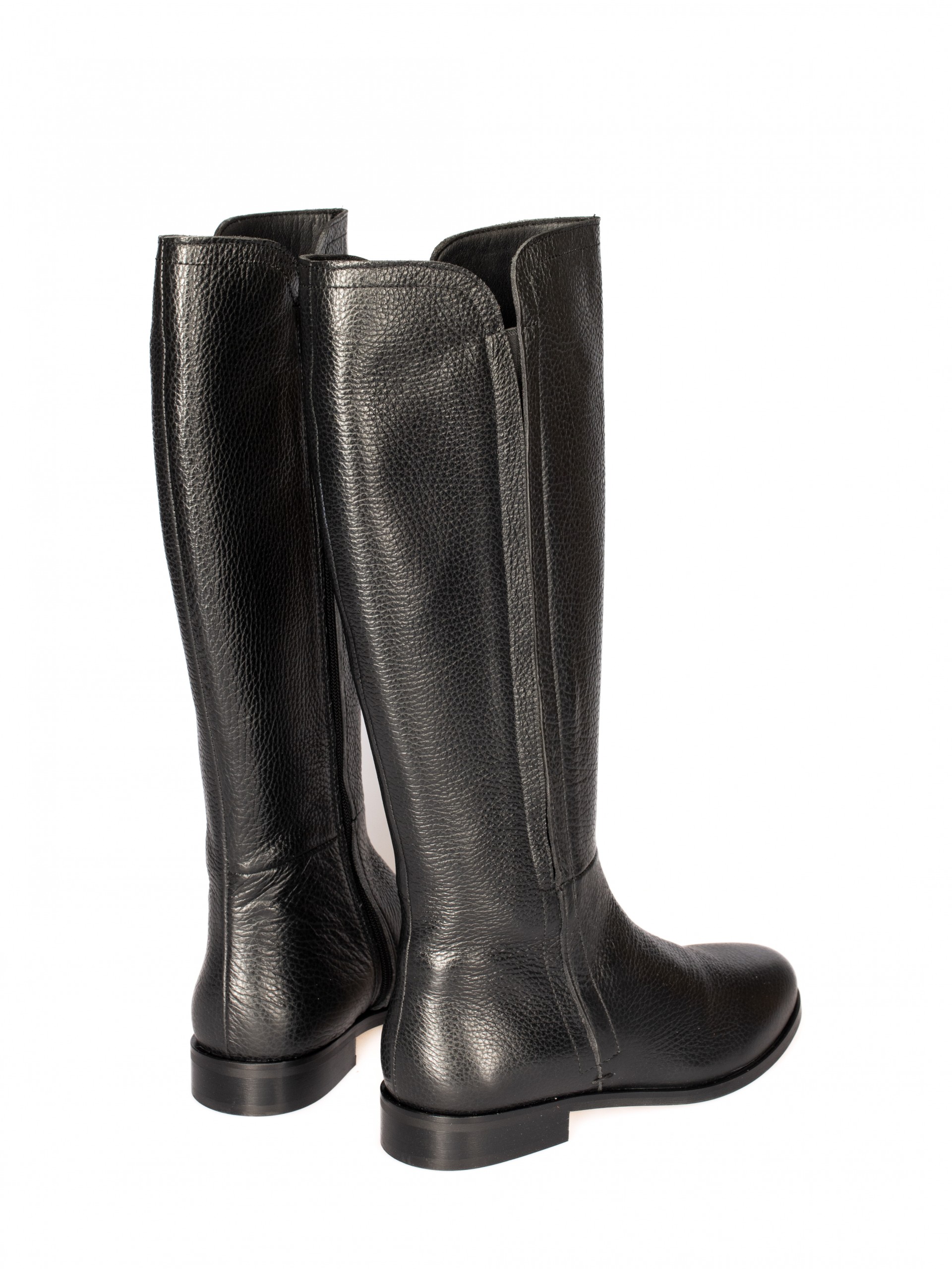 Bota Cano Alto em Pele