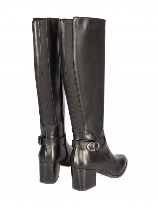 Bota Cano Alto em Pele Bota Cano Alto em Pele