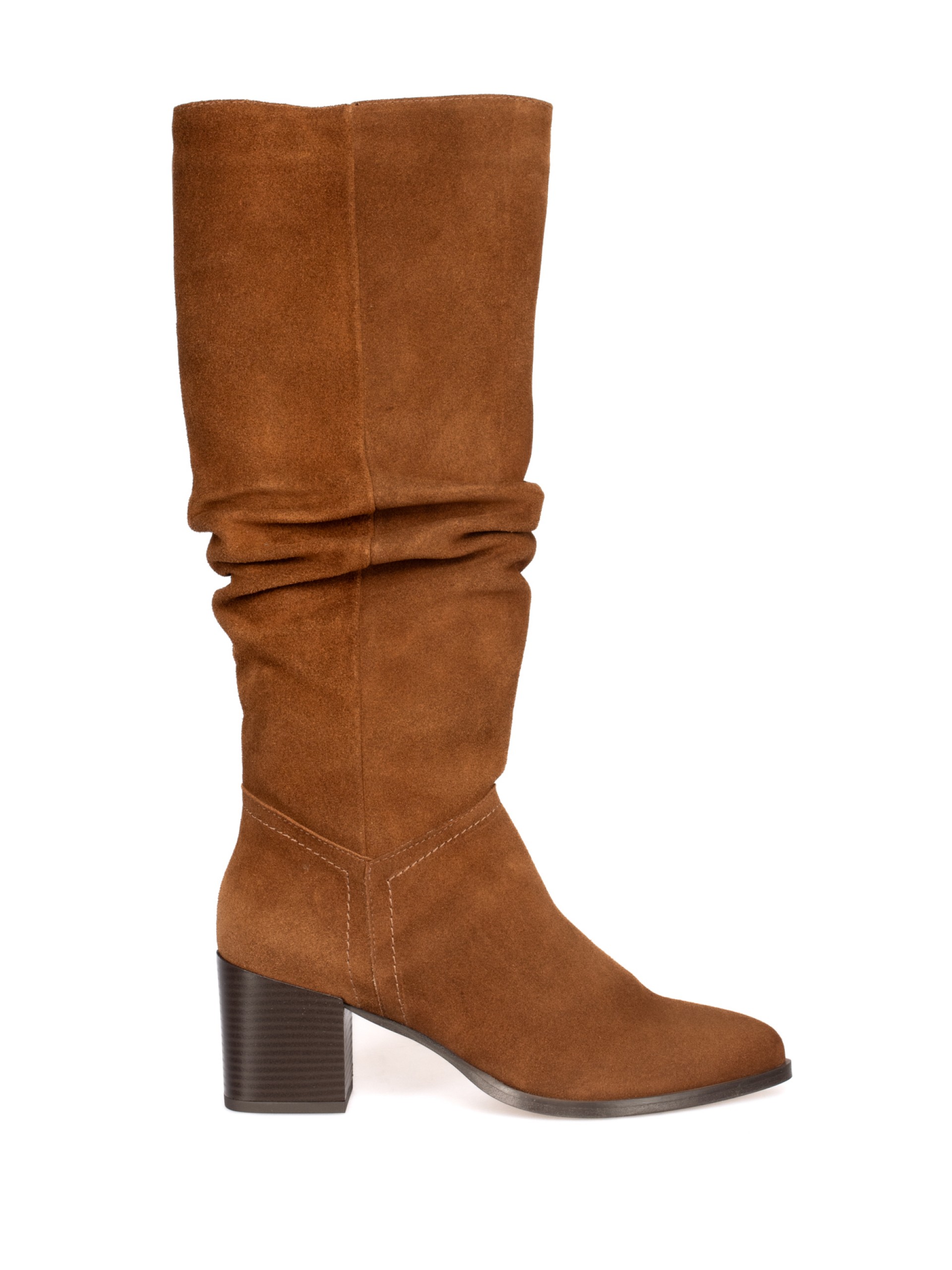 Bota de Salto Cano Enrugado em Camurça