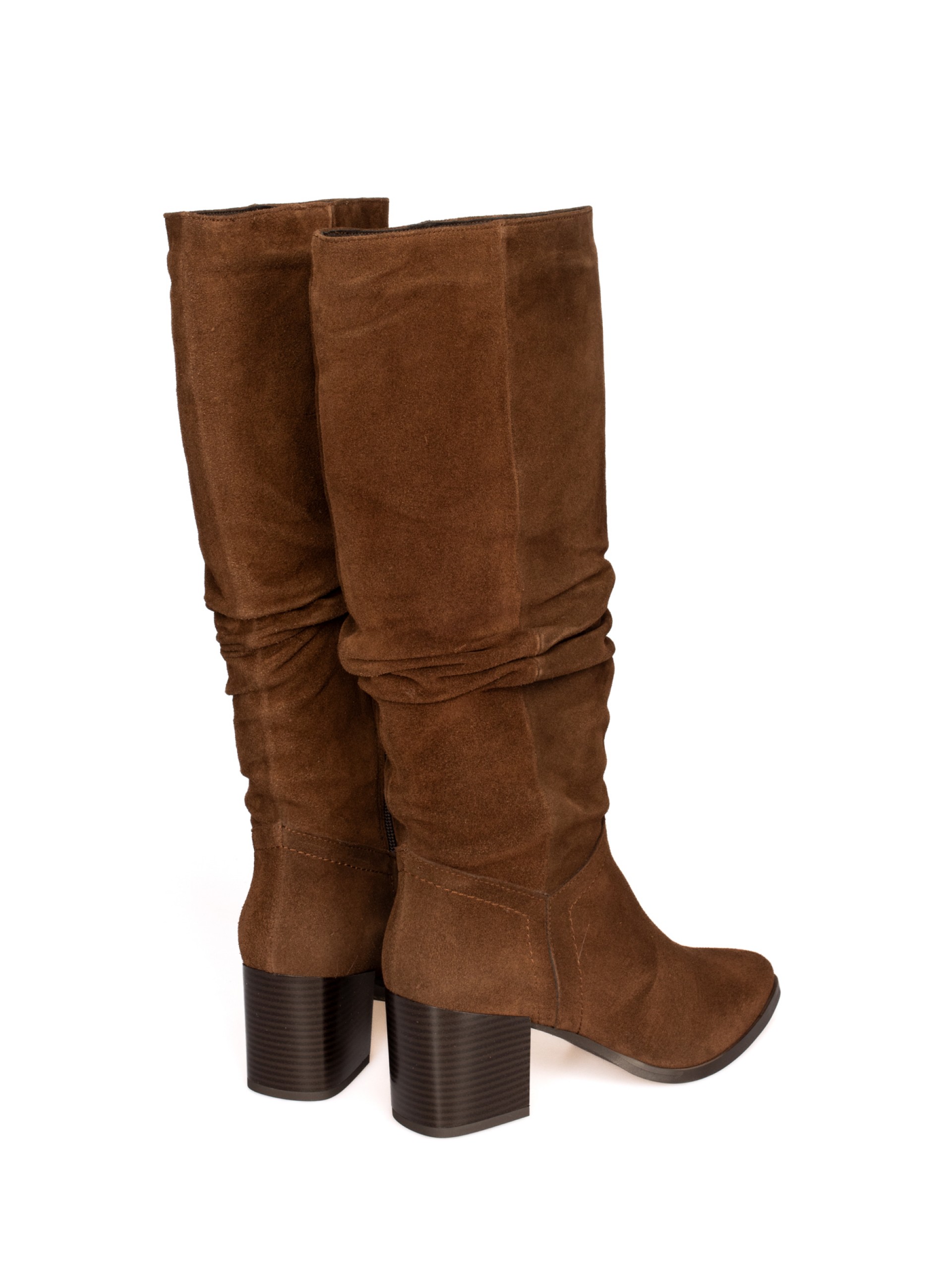 High-top boot with wrinkled shaft in suede