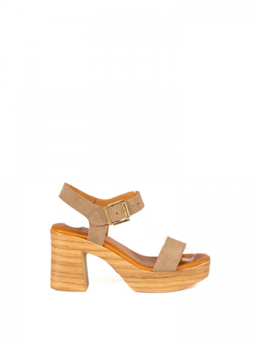 Wedge Sandal in Suede