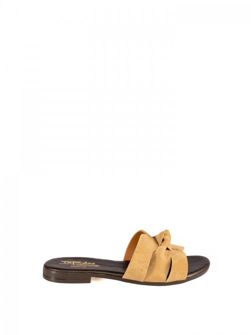 Women�s Suede Slide with Bow