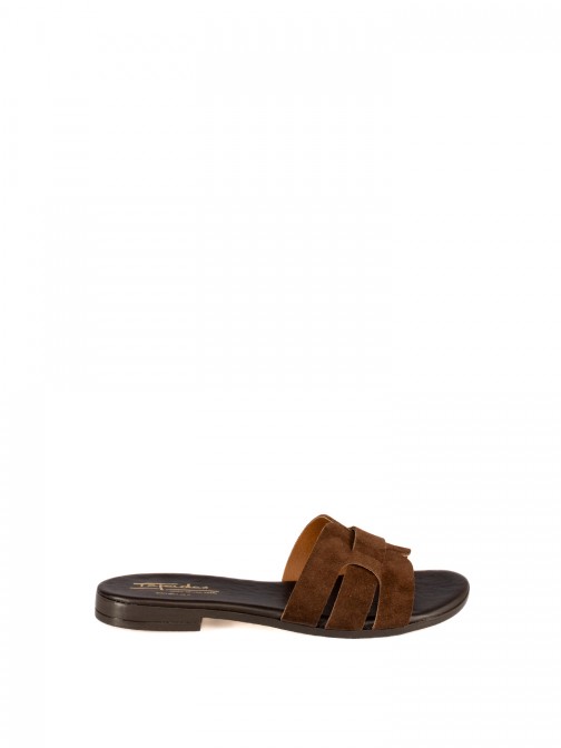 Women�s Suede Slide with Crossed Straps