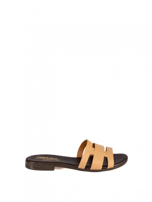 Women’s Animal Print Leather Slide with Interwoven Women’s Animal Print Leather Slide with Interwoven