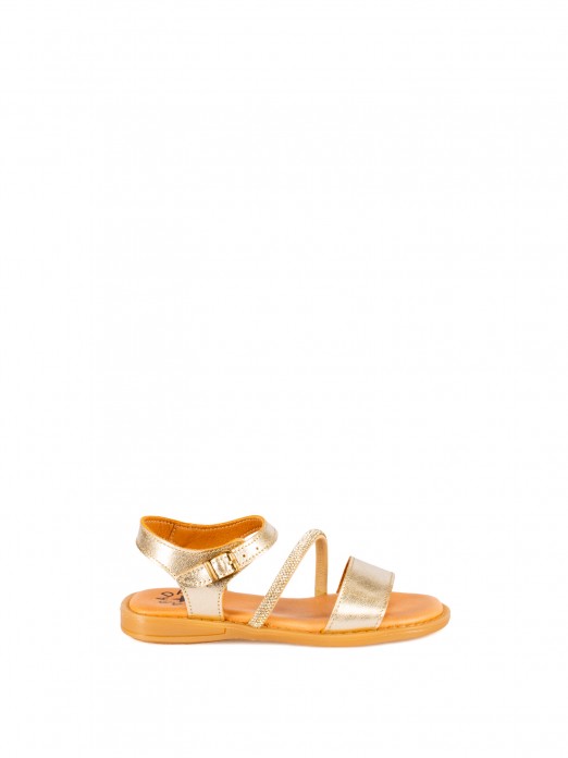 Kids’ Flat Leather Sandal with Shiny Detail Kids’ Flat Leather Sandal with Shiny Detail