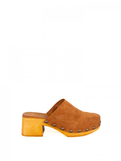 Women�s Suede Clog