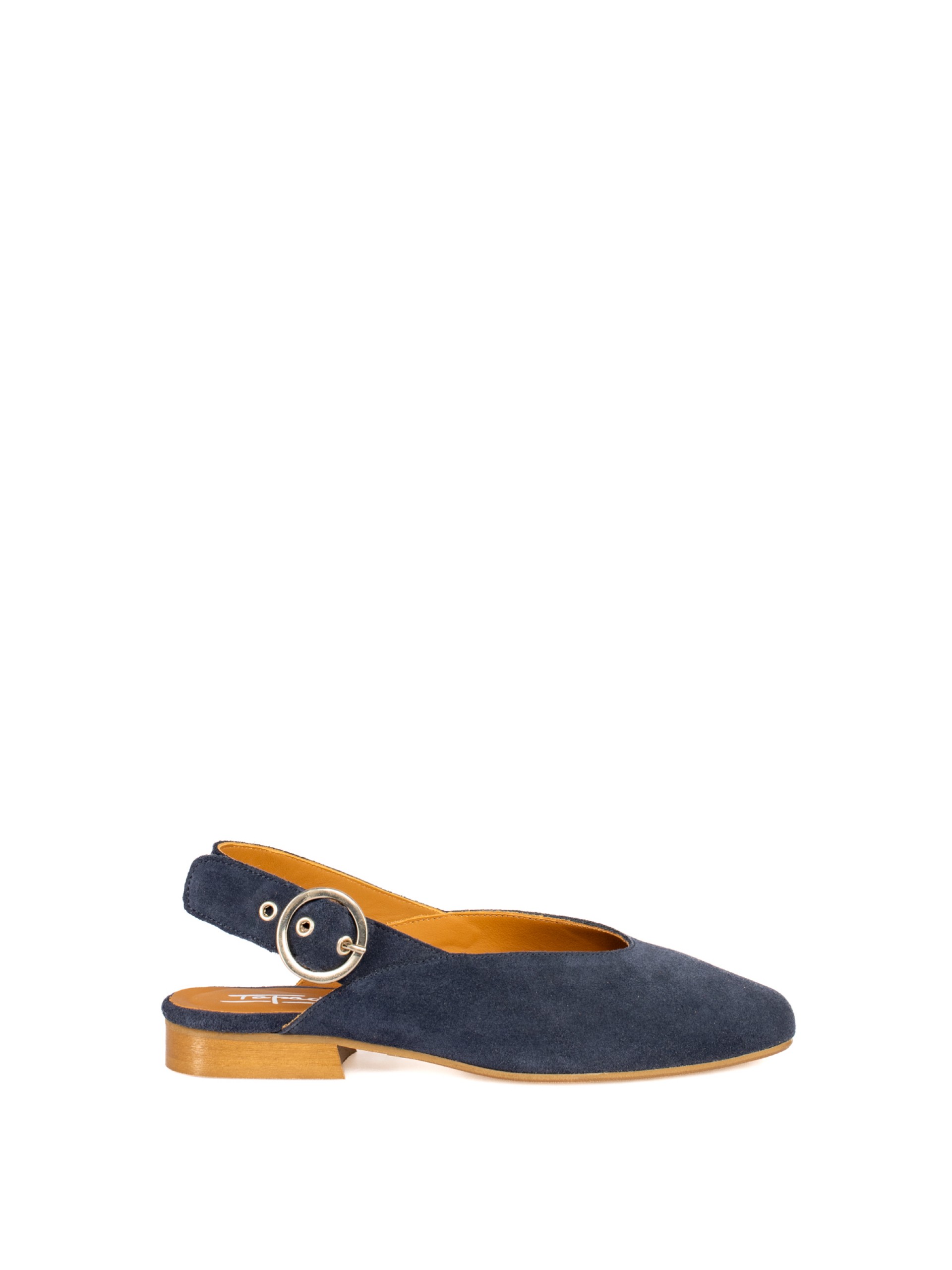 Women’s suede flat shoe with buckle
