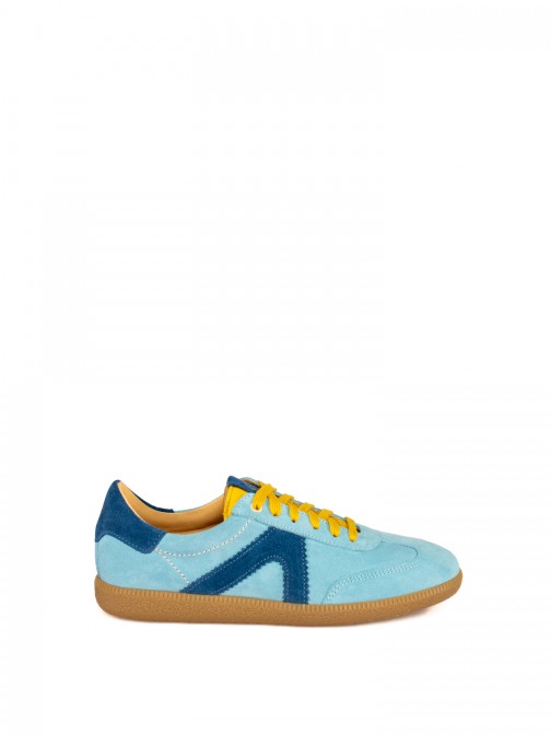 Women�s Suede Sneakers