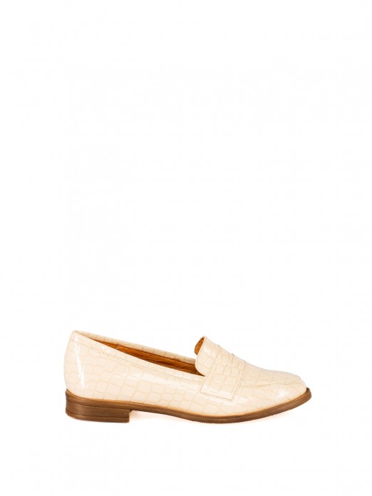 Women�s Croc-Effect Patent Leather Loafer