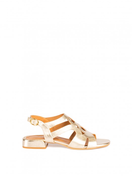 Women�s Laminated Leather 
Sandal with Low Heel