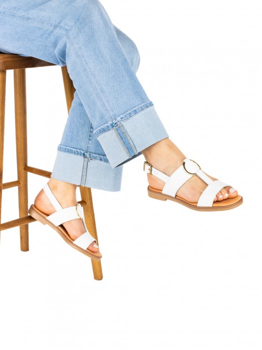 Flat Leather Sandal with Gold Detail Flat Leather Sandal with Gold Detail