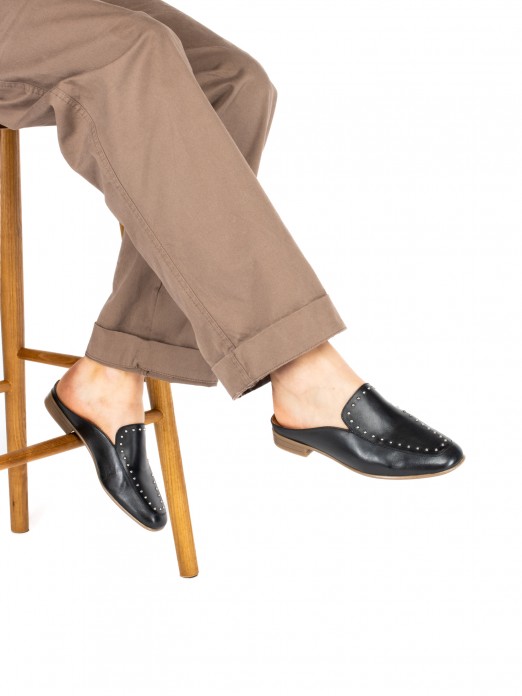 Women’s Leather Mule with Studs Women’s Leather Mule with Studs