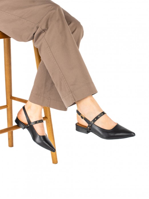 Women’s leather flat shoe with studded strap Women’s leather flat shoe with studded strap