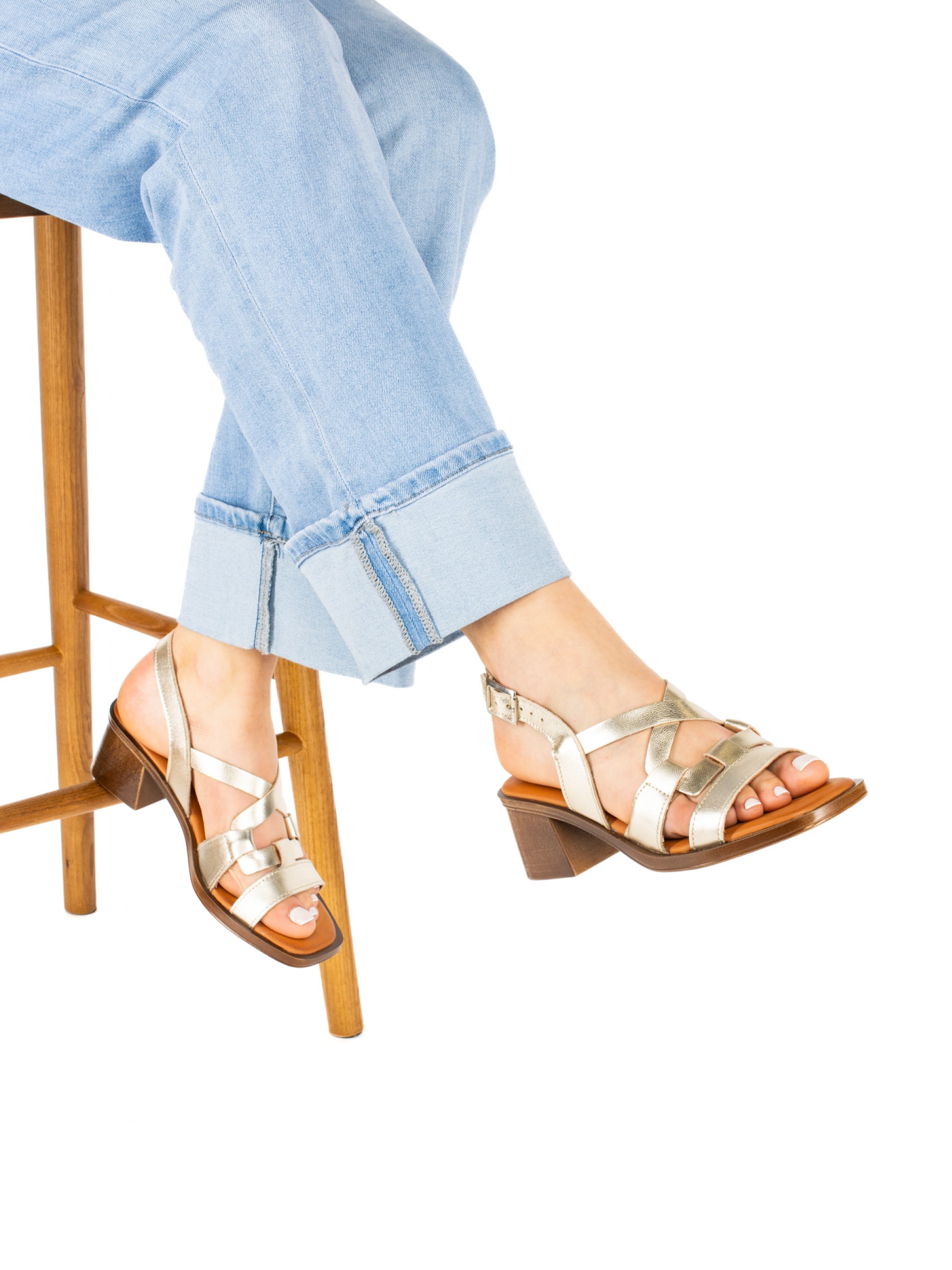 Women’s Leather Sandal with Interwoven Straps