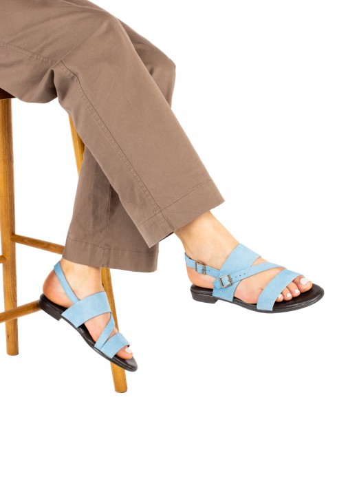 Women’s Flat Suede Sandalwith Straps Women’s Flat Suede Sandalwith Straps